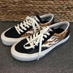 Stylish Black and Cheeta Print Logan Skater Sneakers